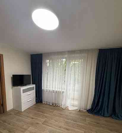 Сдаю двухкомнатную квартиру в Ворошиловском на 5 этаже многоэтажного дома с площадью 37м² Донецк