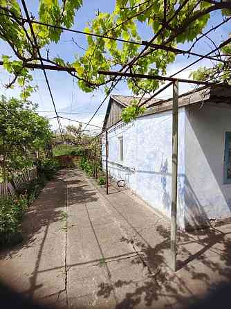 Продаётся рядом с морем. Мариуполь