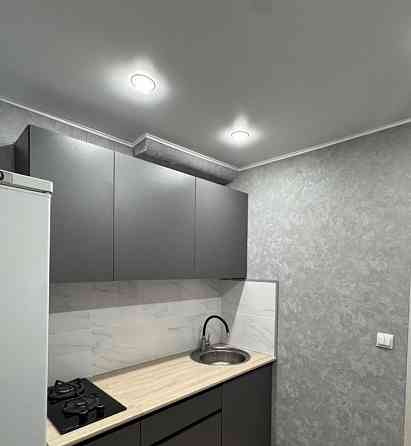 Сдаю двухкомнатную квартиру на 5 этаже многоэтажного дома в Калининском районе Донецк