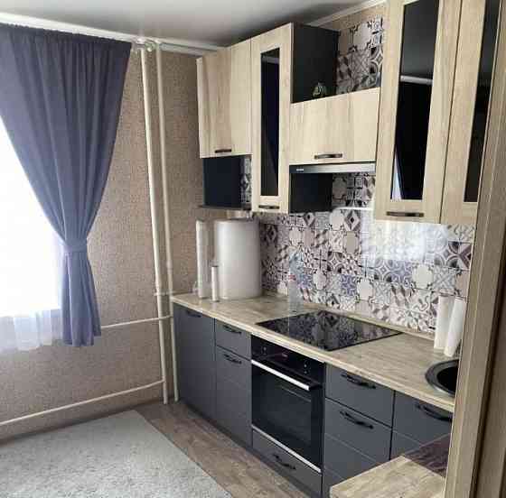 Сдаю однокомнатную квартиру 41.0 м² этаж 4 город Донецк, ориентировочно находится на улице Шахтеров Донецк