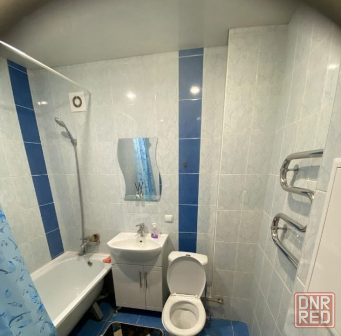 Сдаю однокомнатную квартиру 41.0 м² этаж 4 город Донецк, ориентировочно находится на улице Шахтеров Донецк - изображение 3