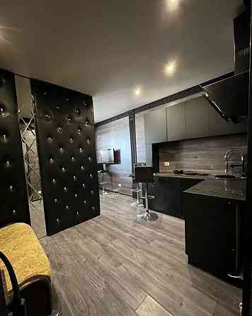 Сдаю студию 27.0 м² этаж 8/14 город Донецк, Калининский район, проспект Ильича. Донецк