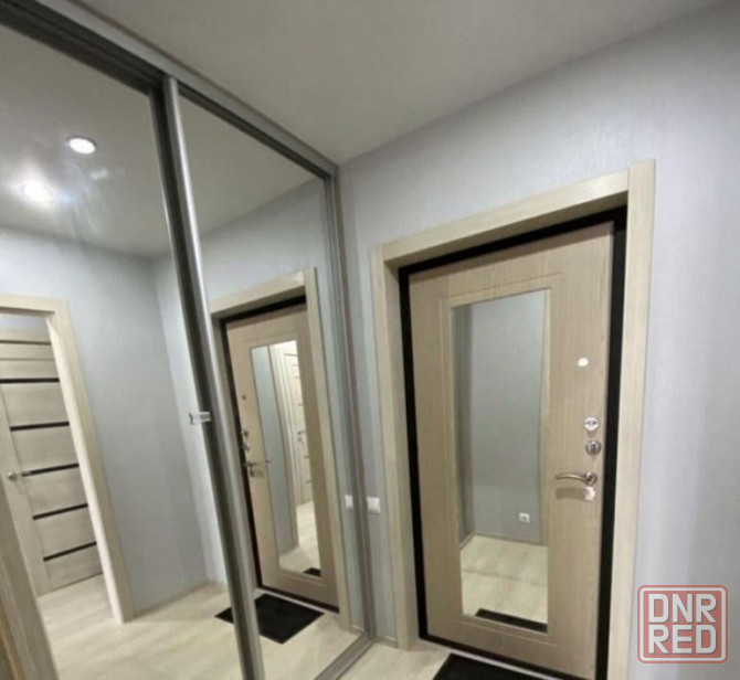 Сдаю однокомнатную квартиру 40.0 м² этаж 9/9 город Донецк, Ленинский район. Донецк - изображение 4