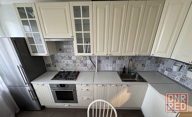 Сдаётся на длительный срок уютная 1комнатная квартира в Пролетарском районе, ул. Коммунистическая Донецк - изображение 1