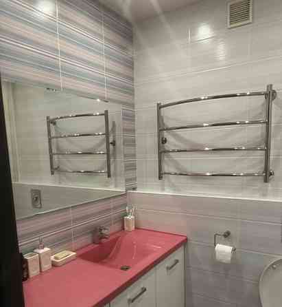 Сдается: Двухкомнатная квартира Район: Калининский район (ориентир мед. институт) сдается квартира Донецк