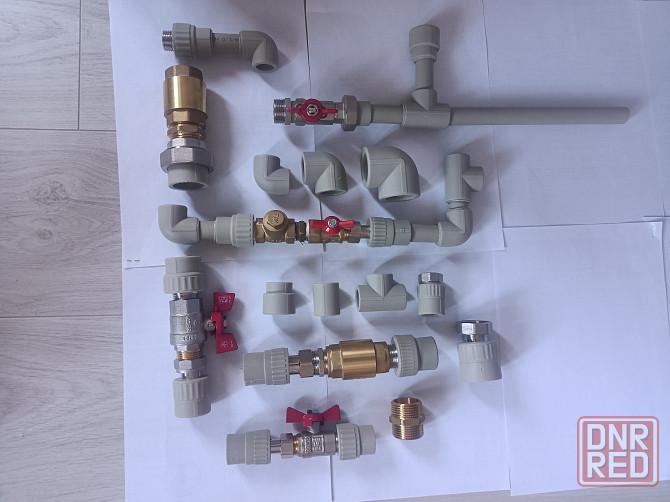 Комплектующие для пластиковых труб Донецк - изображение 2