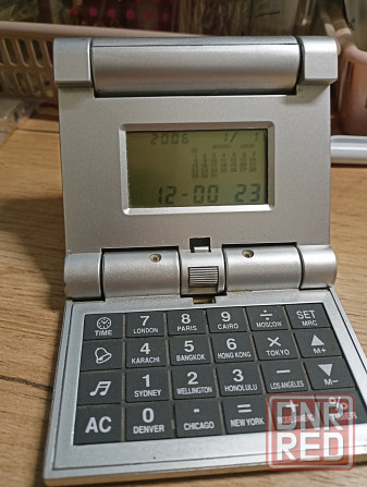 Часы электронные, настольные из 2000х Макеевка - изображение 6