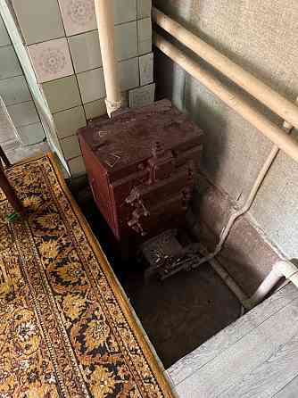 Продам флигель в центре города Луганск Луганск