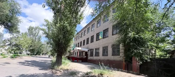 Продажа 3 эт здания пл.1121,8 кв.м около Т_Ц " Green Plaza" Донецк