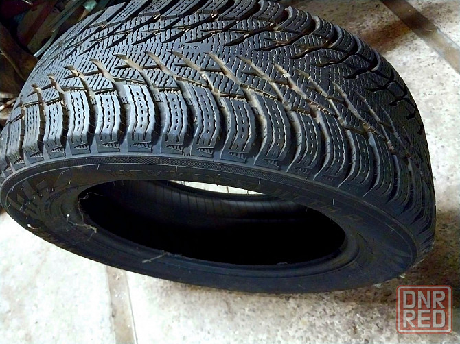 Шины нокиан 225/55r17 Макеевка - изображение 1
