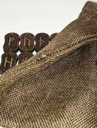 Руны скандинавские SILVARIE, деревянные из березы, с кристаллами Донецк