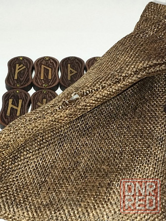 Руны скандинавские SILVARIE, деревянные из березы, с кристаллами Донецк - изображение 3