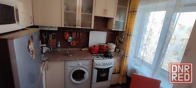 Продам отличную 1 к.кв с евроремонтом дом с лифтом Кирова 31 Донецк - изображение 1