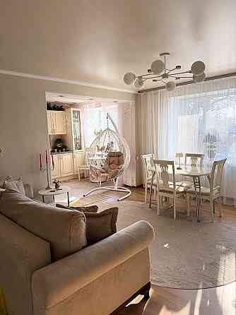 Продам отличную 2 к кв с свежим ремонтом Донецк