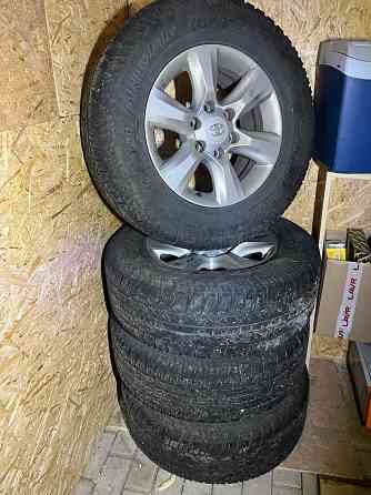 Продам все сезонные шины на дисках 265 65 R17 с ТOYOTA PRADO Донецк