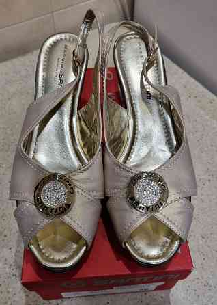 Продаются женские босоножки (пр-во Италия) Донецк