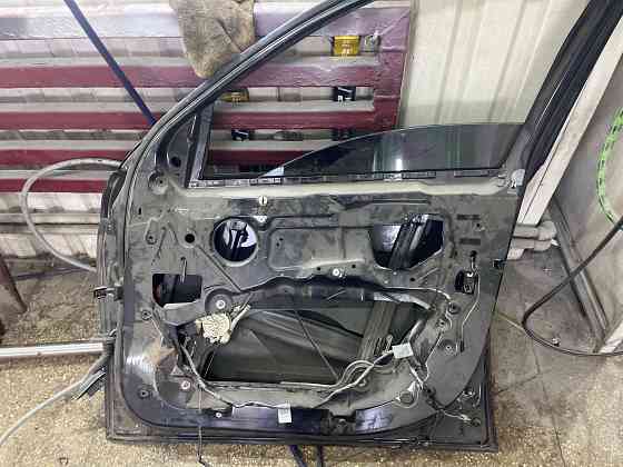 Продам дверь на х6 механизм целый стекло тоже Донецк