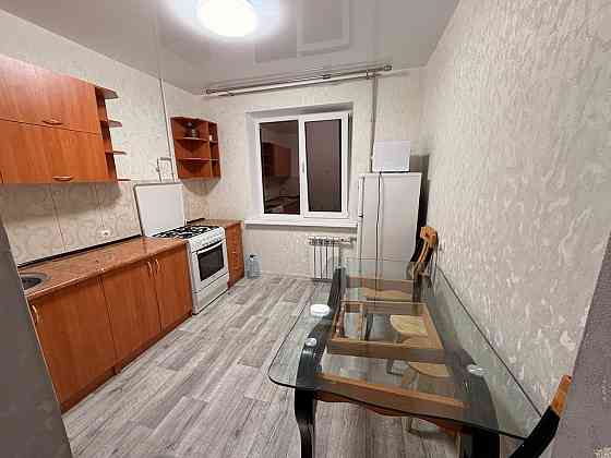 Сдается 2 комн. Кв. Макеевка 6 мкрн. (Район Пассажа,Плеханово) Макеевка