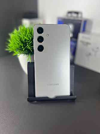 Samsung S24 8/512gb silver Макеевка