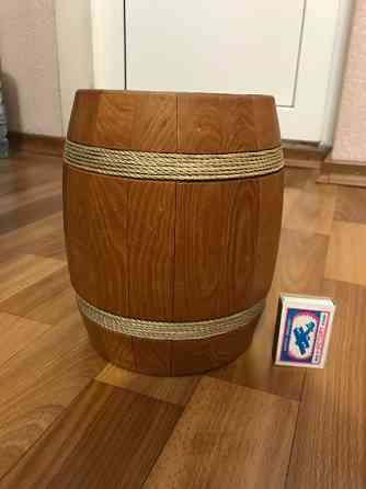 Деревянный бочонок с бутылкой внутри, ёмкость 1 л. Донецк