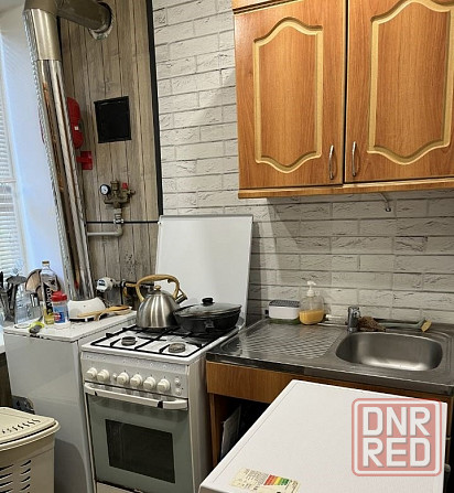 Сдаю однокомнатную квартиру в Ворошиловском районе, на улице Артема Донецк - изображение 2