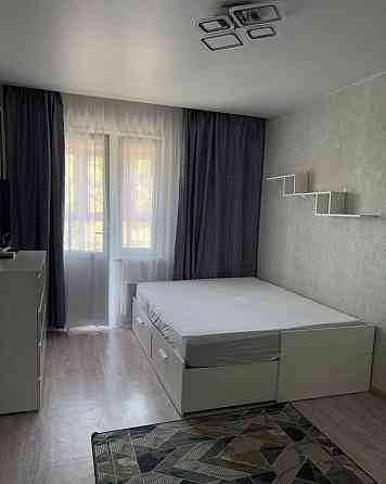 Сдаю однокомнатную квартиру на 3 этаже многоэтажного дома в Кировском районе с площадью квартиры 33м Донецк