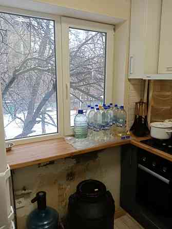 Продам 3 к. квартиру 2/5 в центре города Ворошиловского р-на Донецк