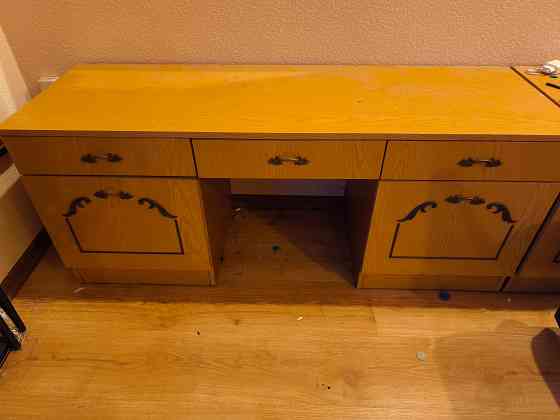 Шкаф трюмо тумбочка Донецк