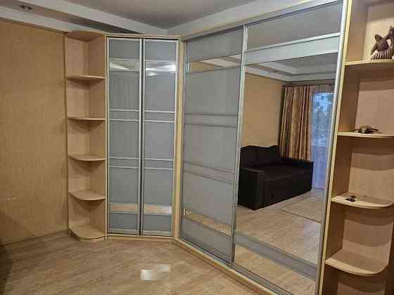 Аренда 1-комнатной квартиры-студии в Калининском р-не. Предлагается в долгосрочную аренду просторная Донецк