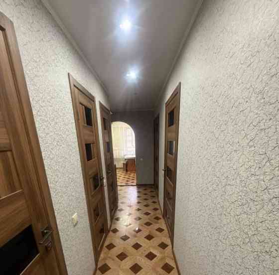 Сдаю двухкомнатную квартиру 52.0 м² этаж 8/9 город Донецк, Киевский район, улица Молодых Шахтёров. Донецк