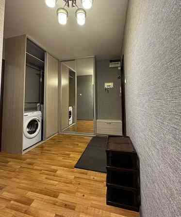 Сдаю двухкомнатную квартиру 63.0 м² этаж 4 город Донецк, Ворошиловский район, Золотое кольцо Донецк