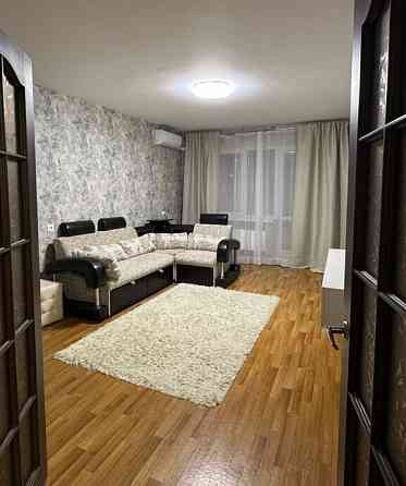 Сдаю двухкомнатную квартиру 63.0 м² этаж 4 город Донецк, Ворошиловский район, Золотое кольцо Донецк