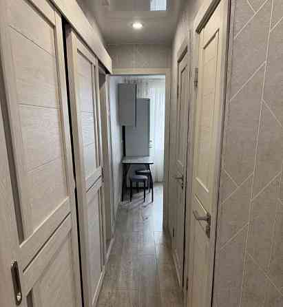 Сдаю двухкомнатную квартиру на 4 этаже многоэтажного дома в Ворошиловском районе Донецк