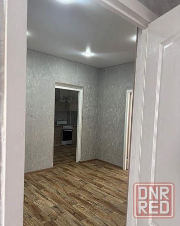 Сдаю двухкомнатную квартиру 62.0 м² этаж 6/9 город Донецк, Ворошиловский район, улица 50-летия СССр Донецк - изображение 1