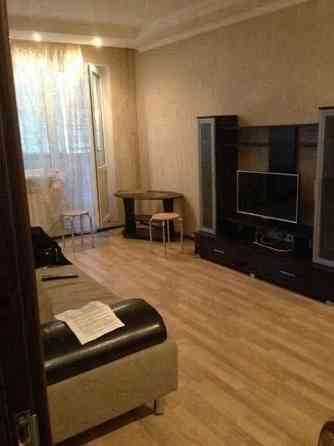 Сдается: 1-комнатная квартира Этаж: 2/5 Район: Ворошиловский Стоимость аренды: 20000 рублей Донецк