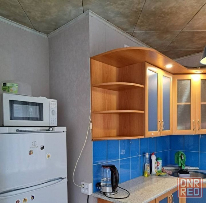 Сдаю однокомнатную квартиру на длительный период в Ленинском районе. Этаж 3. Донецк - изображение 1