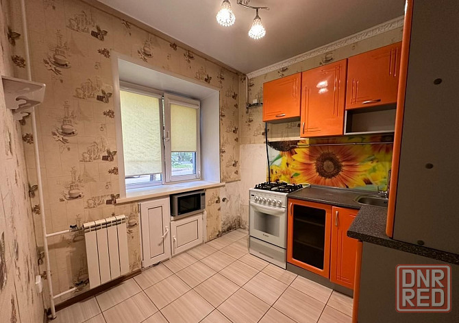 Сдаю однокомнатную квартиру в Ленинском районе на 1 этаже многоэтажного дома с площадью 44м². Донецк - изображение 4