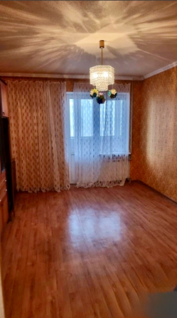 2к.кв. м-н Зеленый 7/9 с мебелью Макеевка