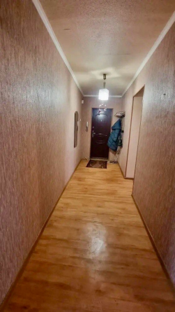 2к.кв. м-н Зеленый 7/9 с мебелью Макеевка