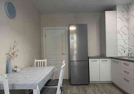 Сдается на длительный срок 2-х комнатная квартира (54 кв.м) на 7 этаже в Калининском районе Донецк