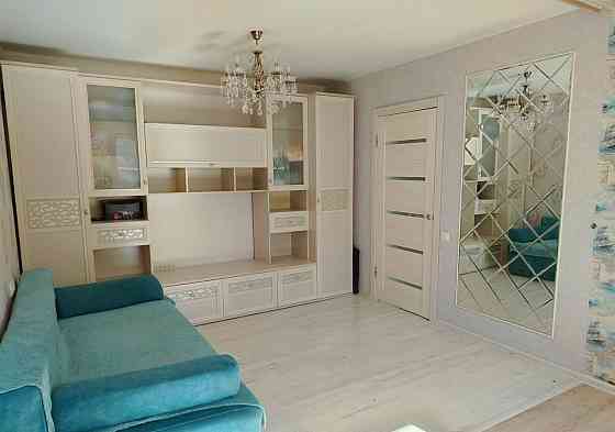 Сдаю однокомнатную квартиру 36.0 м² этаж 3/10 город Донецк, Ворошиловский район, Донецк