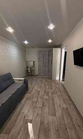 Сдаю однокомнатную квартиру 40.0 м² этаж 3, город Донецк, Калининский район, улица Овнатаняна Донецк