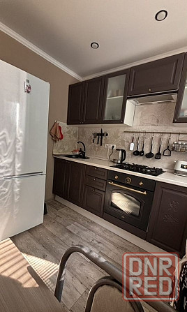 Сдаю однокомнатную квартиру 40.0 м² этаж 3, город Донецк, Калининский район, улица Овнатаняна Донецк - изображение 1