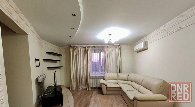 Сдаю двухкомнатную квартиру 62.0 м² этаж 6/9 город Донецк, Ленинский район, улица Куйбышева Донецк - изображение 1