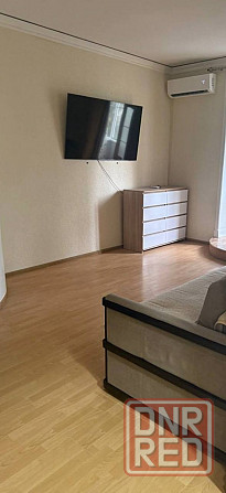 Сдаю однокомнатную квартиру 40.0 м² этаж 5 город Донецк, Кировский район Донецк - изображение 1