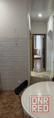 Сдаю однокомнатную квартиру 40.0 м² этаж 5 город Донецк, Кировский район Донецк - изображение 3