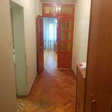 Сдаётся на длительный срок однокомнатная квартира в Куйбышевском районе, возле ж/д вокзала. Донецк