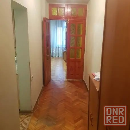 Сдаётся на длительный срок однокомнатная квартира в Куйбышевском районе, возле ж/д вокзала. Донецк - изображение 1