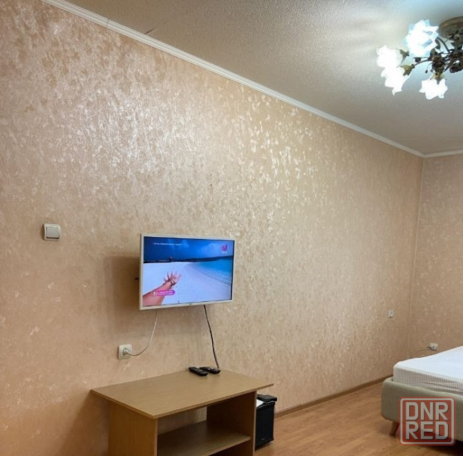 Сдаю однокомнатную квартиру 37.0 м² этаж 4/10 город Донецк, Ворошиловский район Донецк - изображение 3