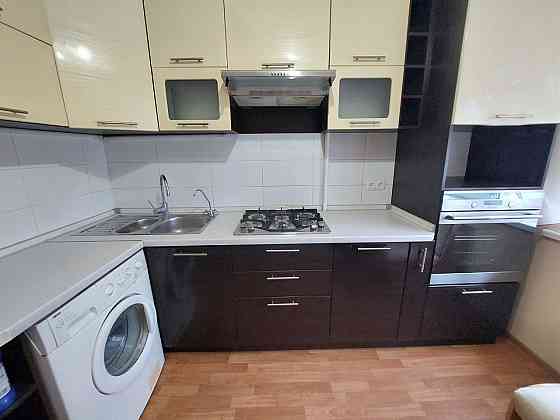 Продам 3х комнатную квартиру 2/9, 65 м2.Киевскикий Рик. Донецк